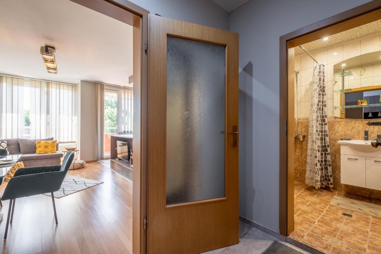 Deja Vu, Cozy & Quiet 1 Bdr Apt Fast Wi-Fi 소피아 외부 사진