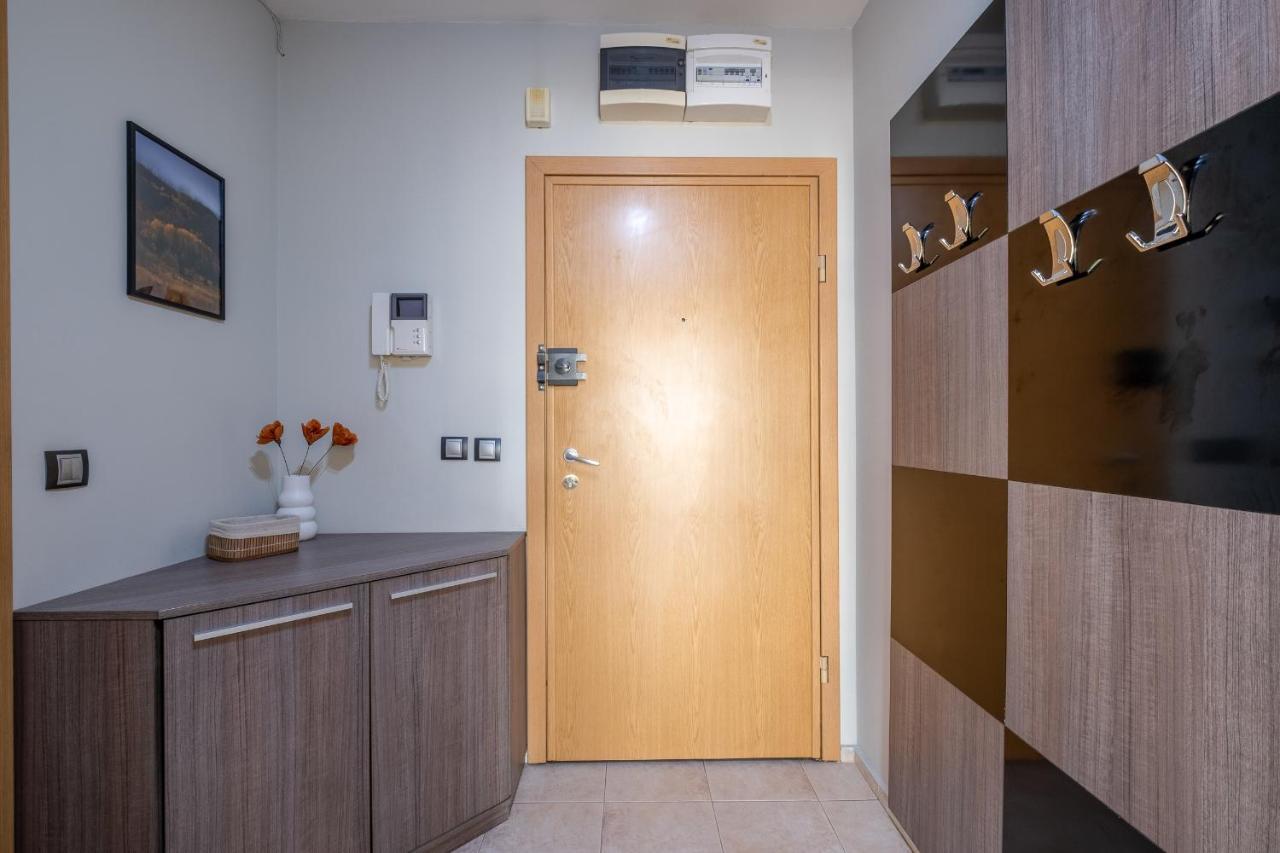 Deja Vu, Cozy & Quiet 1 Bdr Apt Fast Wi-Fi 소피아 외부 사진