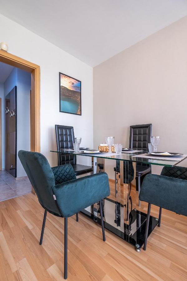 Deja Vu, Cozy & Quiet 1 Bdr Apt Fast Wi-Fi 소피아 외부 사진
